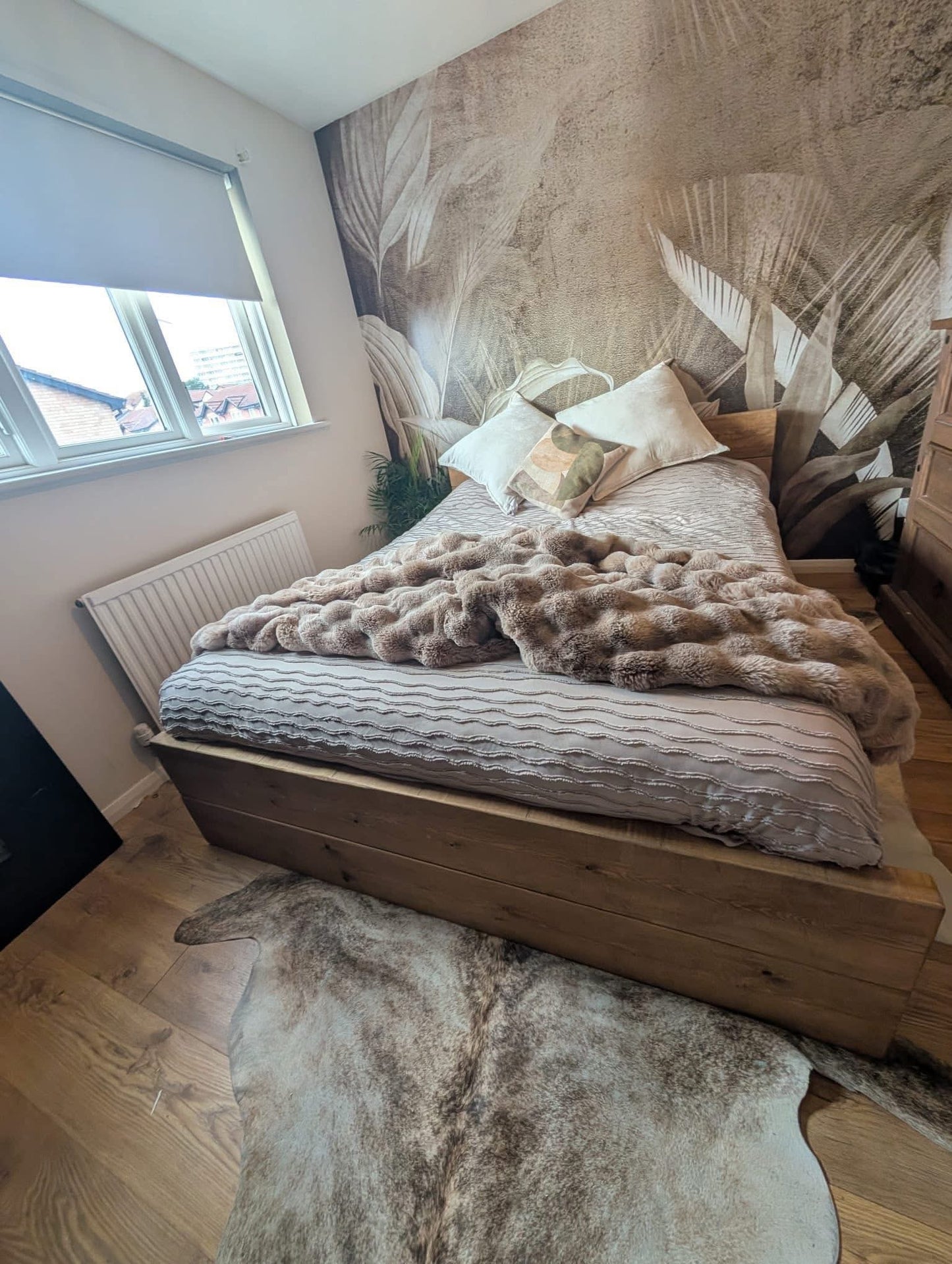 Handmade Earl wooden bed with fitted underbed storage drawers